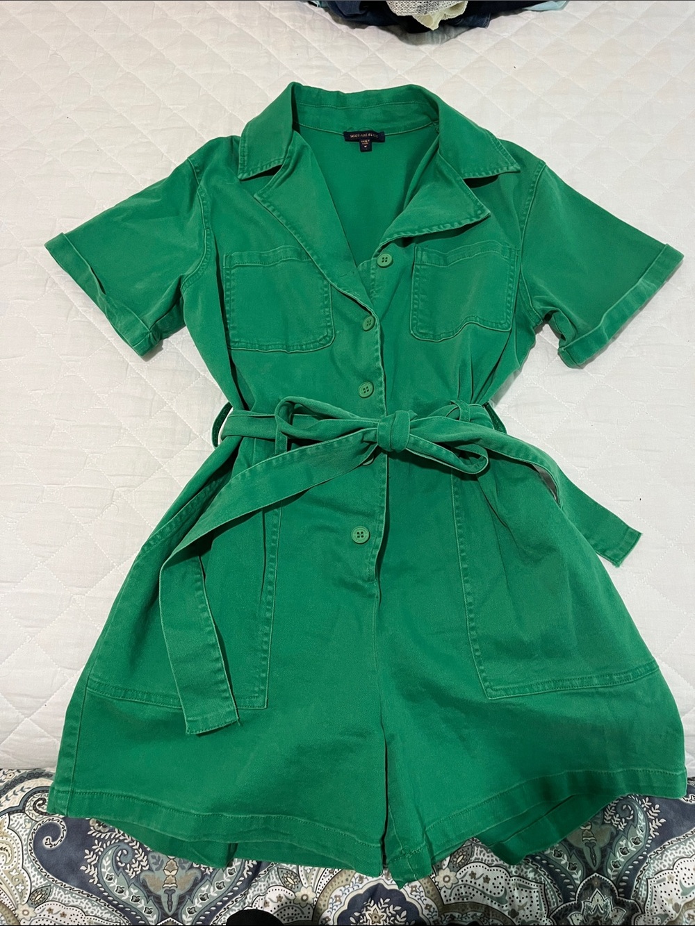 Skies Are Blue Vibrant Green Top with Collar